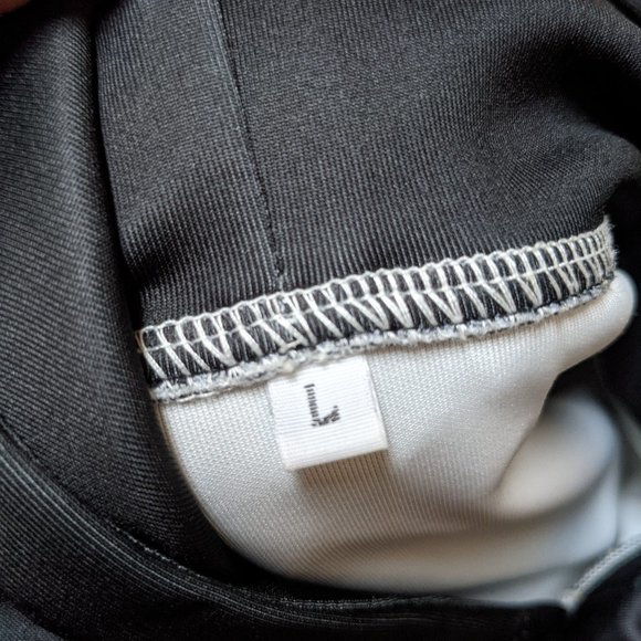 ✨HOST PICK✨**NWOT**Tiger hoodie for men - Picture 3 of 3